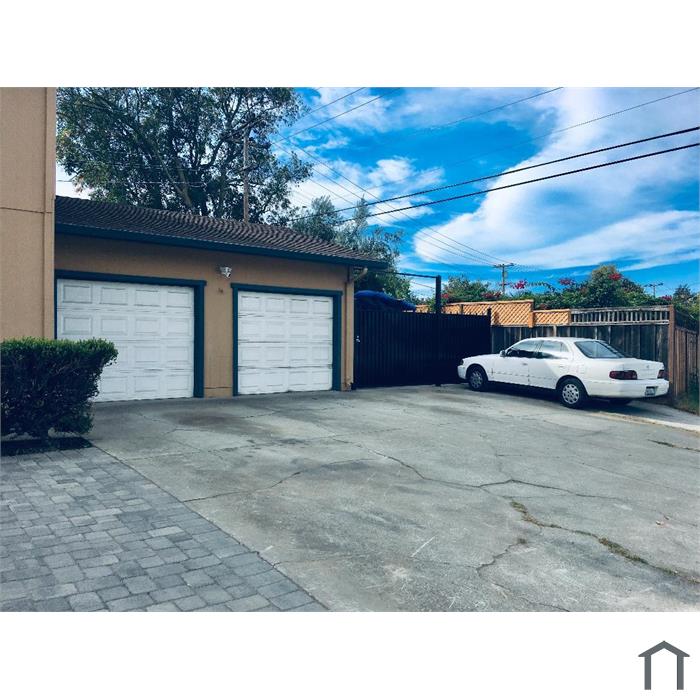 330 Battle Dance Dr